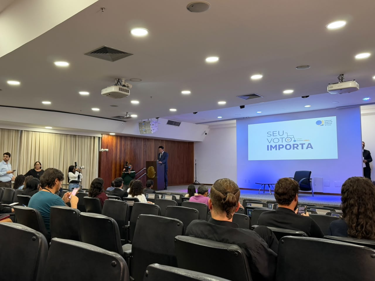 TRE-GO reúne imprensa para divulgar informações sobre as Eleições de 2026 [vídeo]