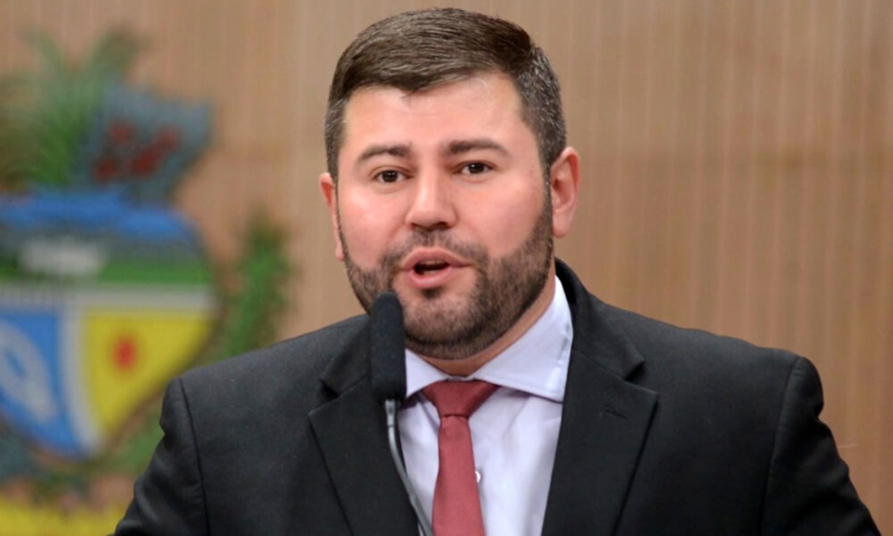 Deputado Amilton Filho morre aos 41 anos em acidente, na BR-050