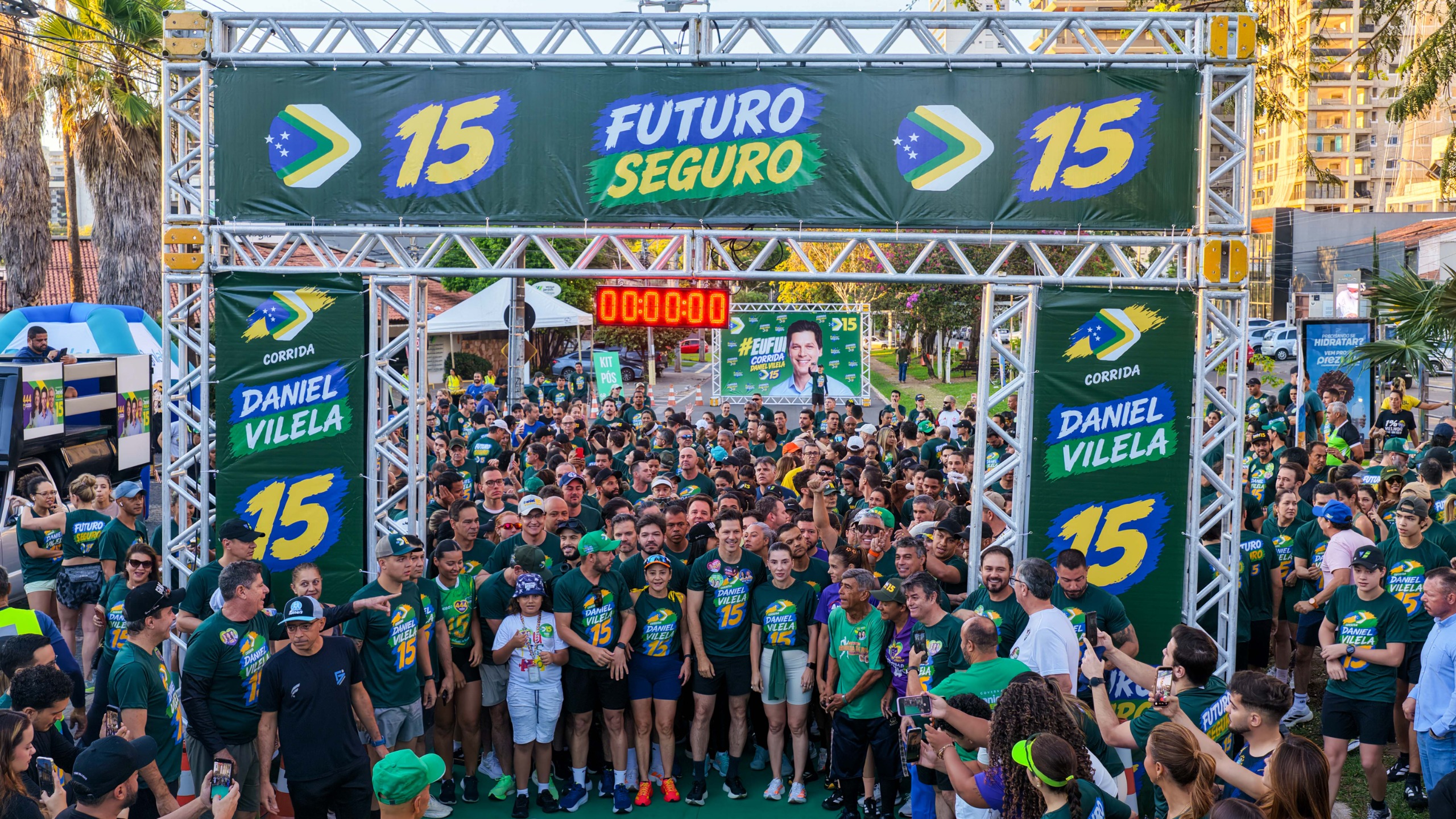 Daniel Vilela reúne apoiadores em corrida de rua, neste sábado (19)