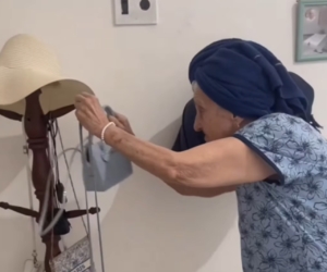 Aos 84 anos, Dona Dora viraliza com ‘arrume-se comigo’ para ir à missa