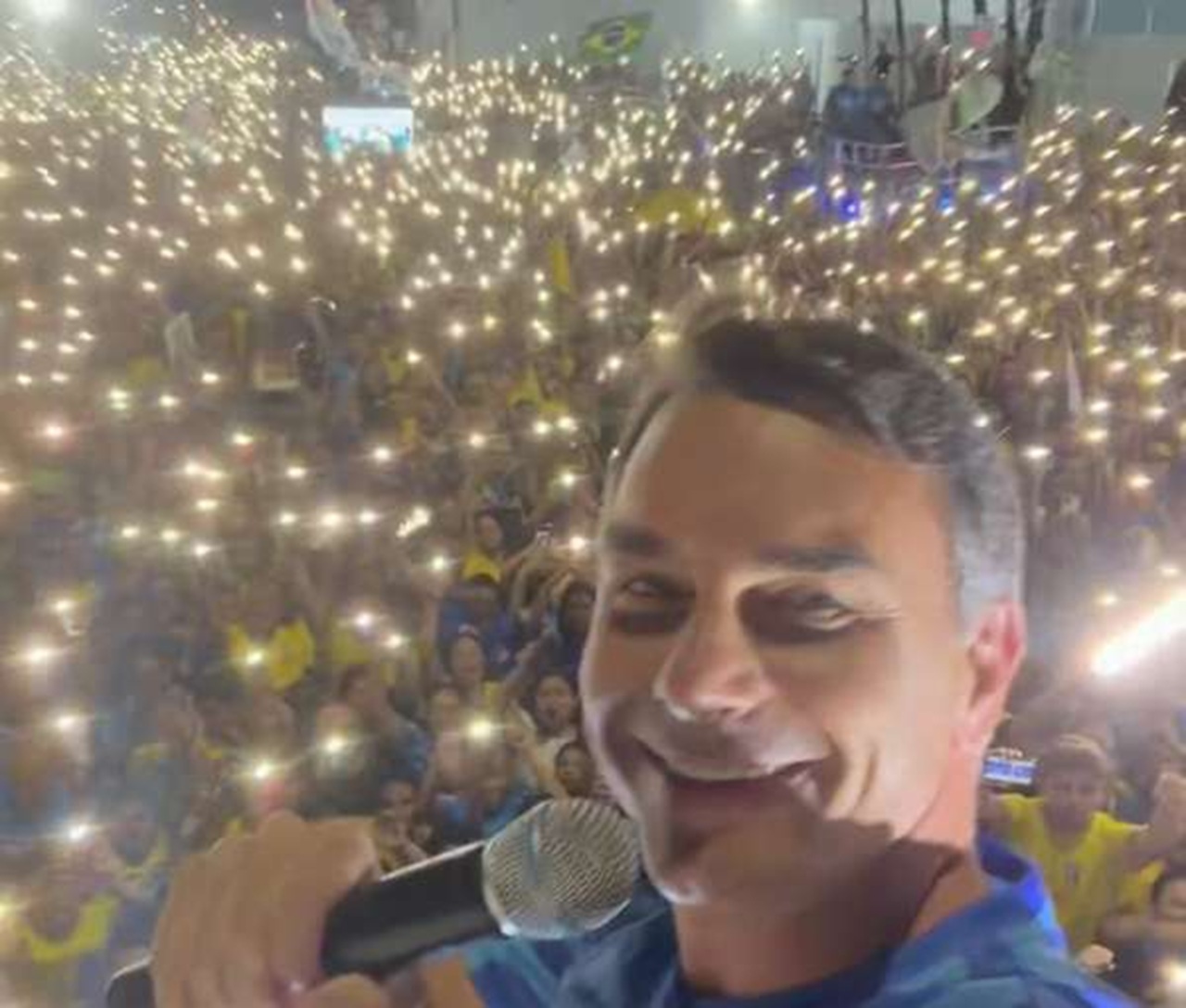 Flávio Bolsonaro avança em reduto de Lula e reforça polarização nacional [vídeo]