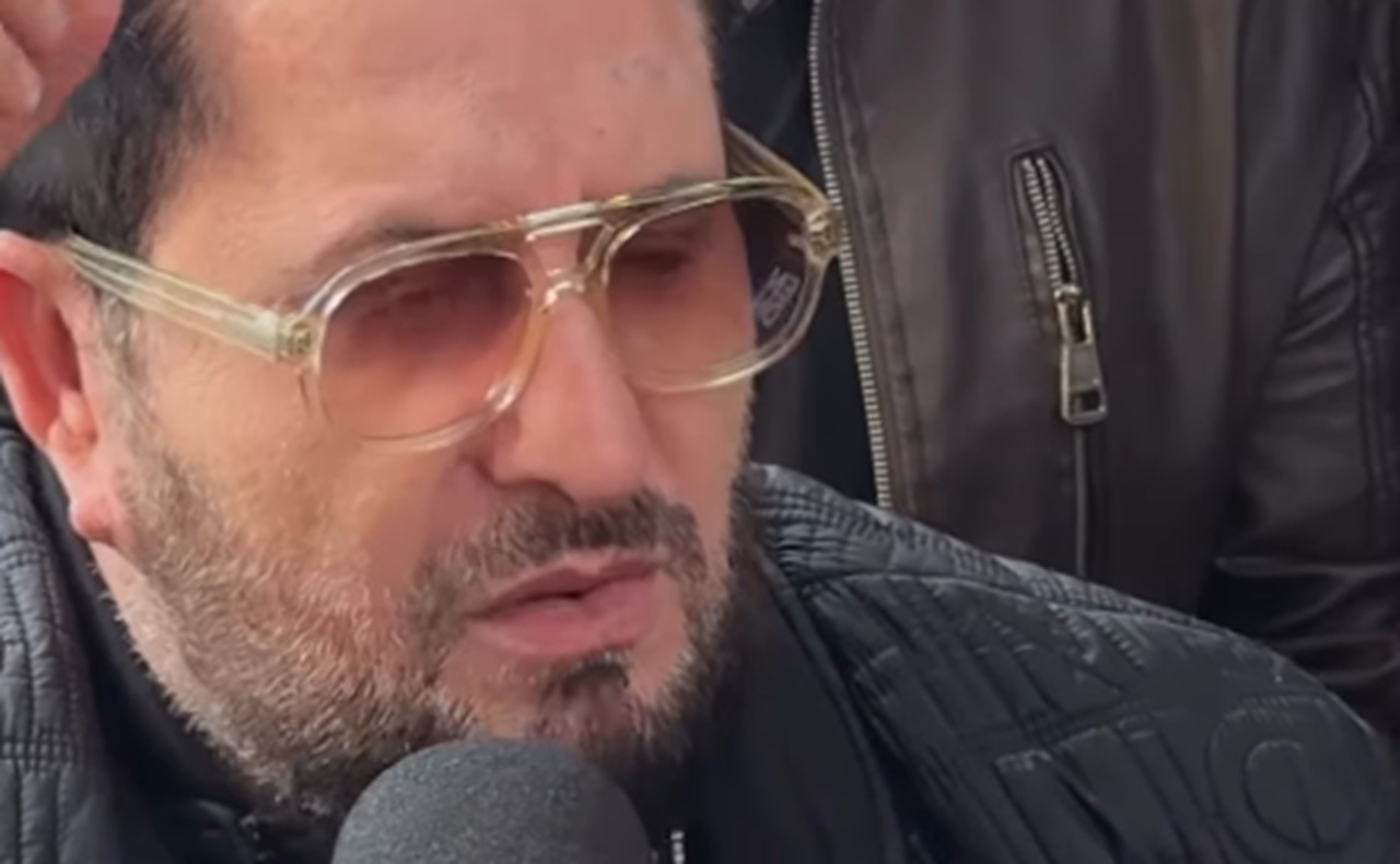 Marrone, Zezé di Camargo e outros artistas participam de velório do cantor Rick [vídeo]