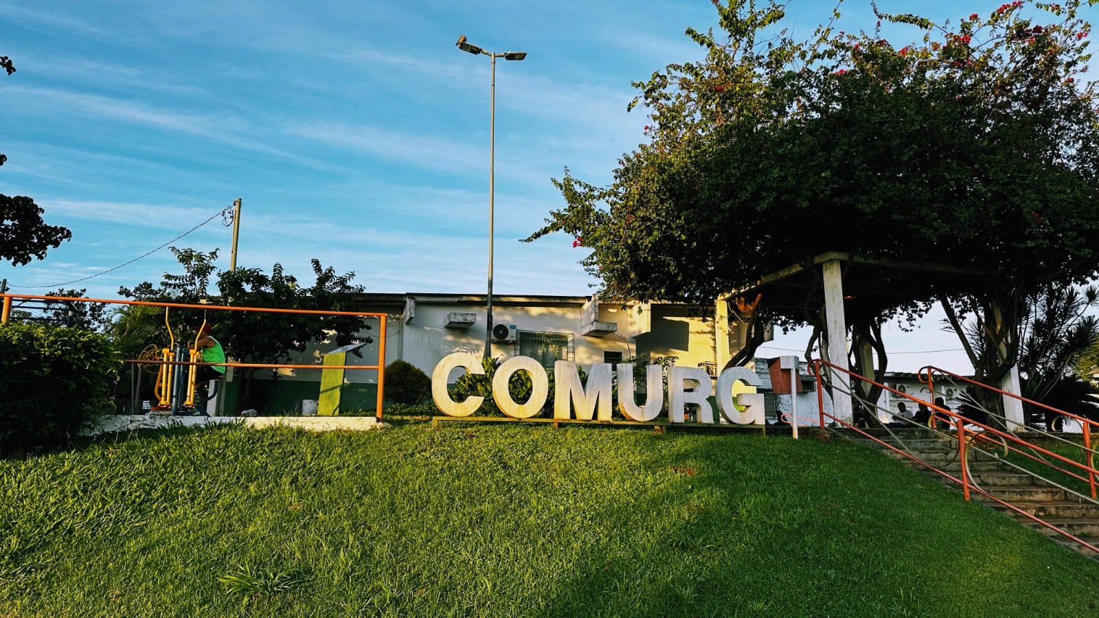 Comurg abre processo seletivo com salários de até R$ 15 mil; saiba mais
