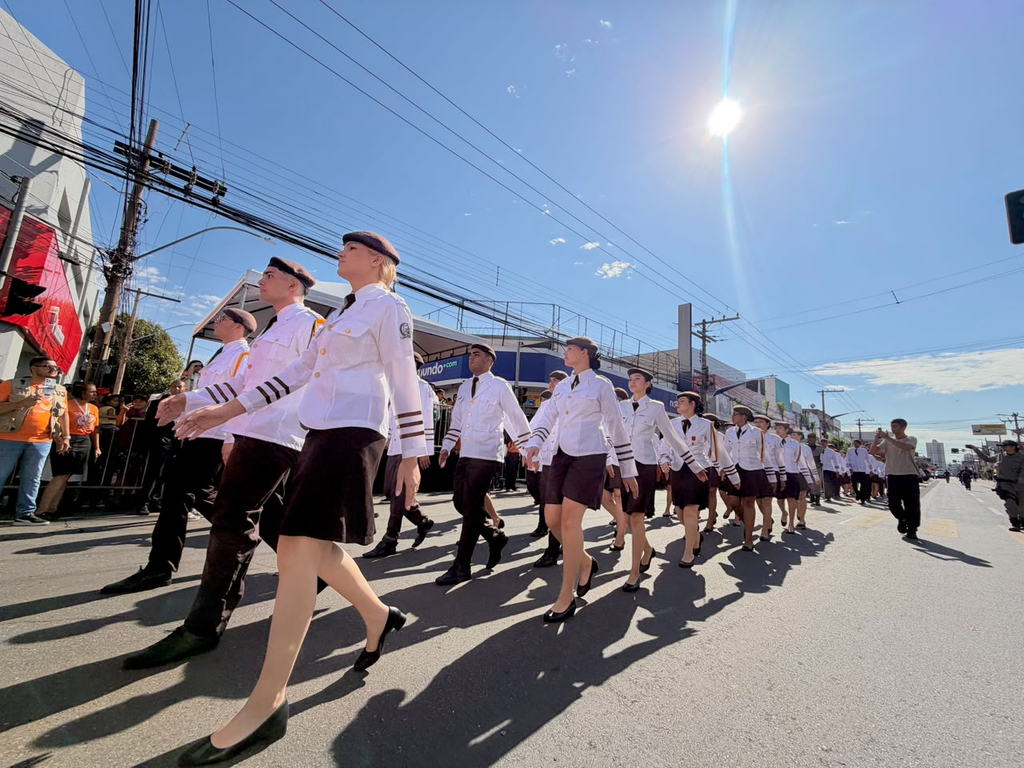 Mabel abre comemorações dos 93 anos de Goiânia com desfile cívico-militar 2 desfile gyn 2