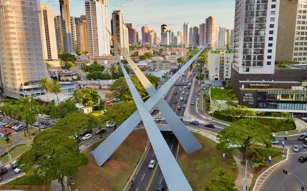 goiania monumento tres marcos