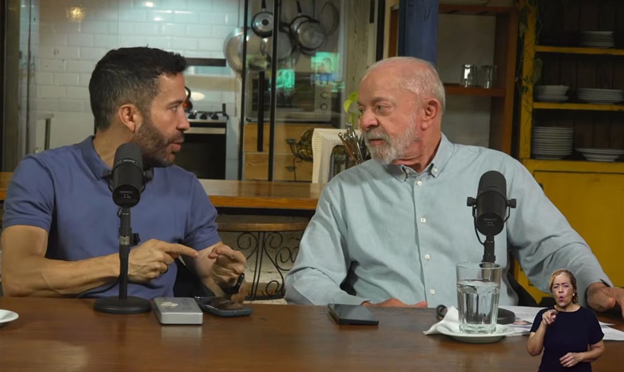 Lula reúne 1,5 milhão em live com Janones e defende ‘novo jeito de governar o país’