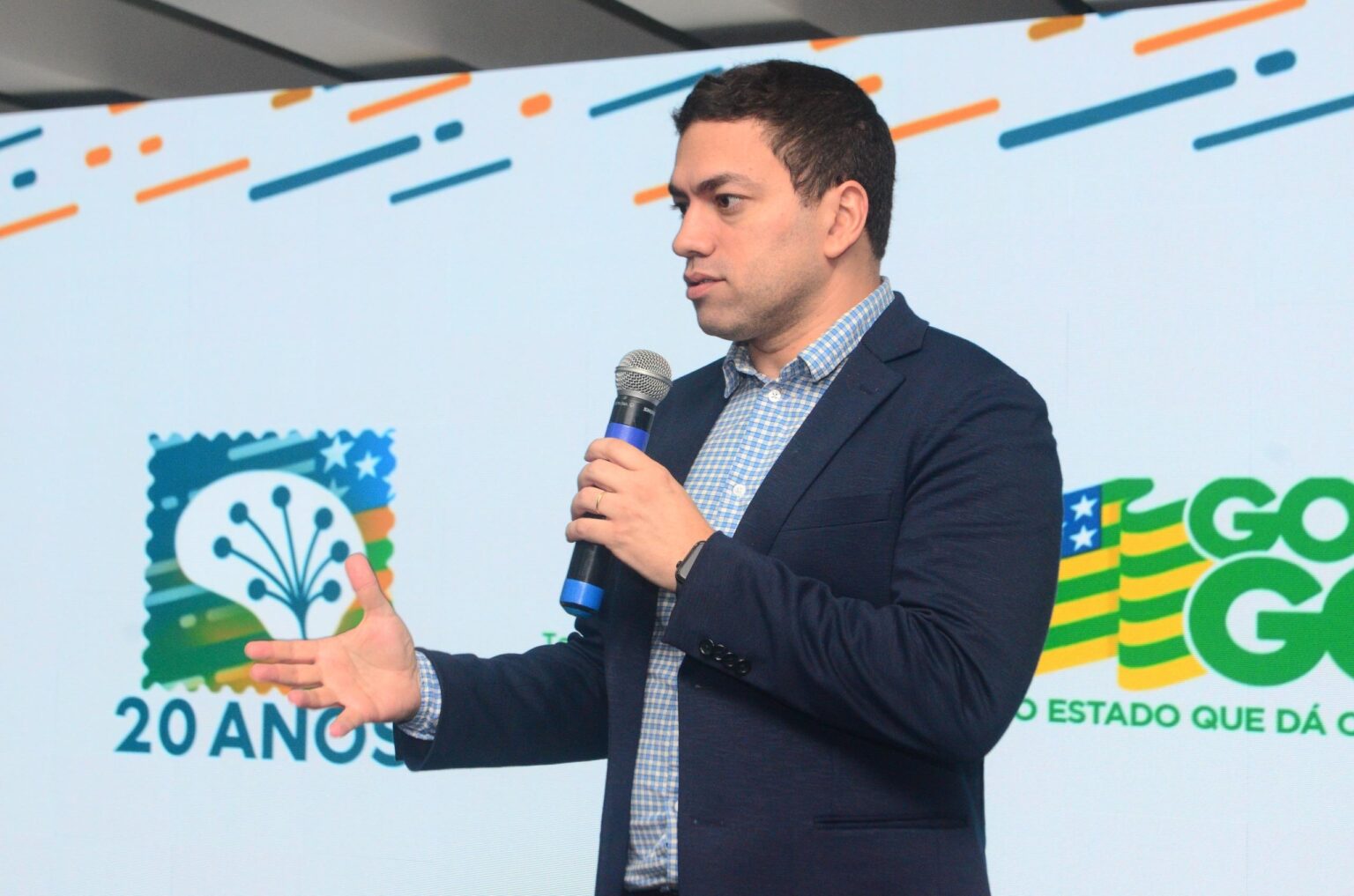 José Frederico Lyra Netto vai assumir Secretaria de Educação após saída de Fátima Gavioli ao Paraná