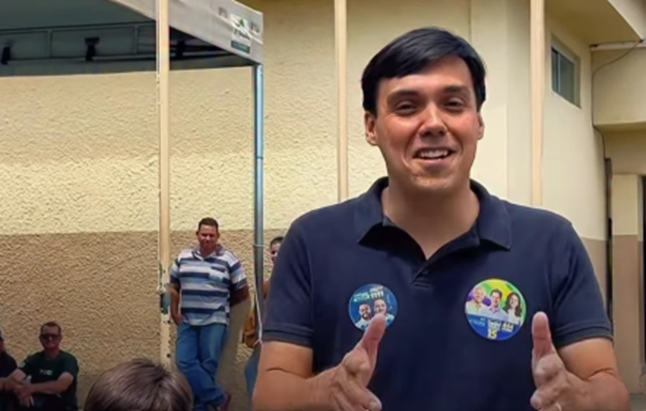 Zé Délio vota em Hidrolândia e agradece ‘time do bem’ que ajudou a cidade [vídeo]